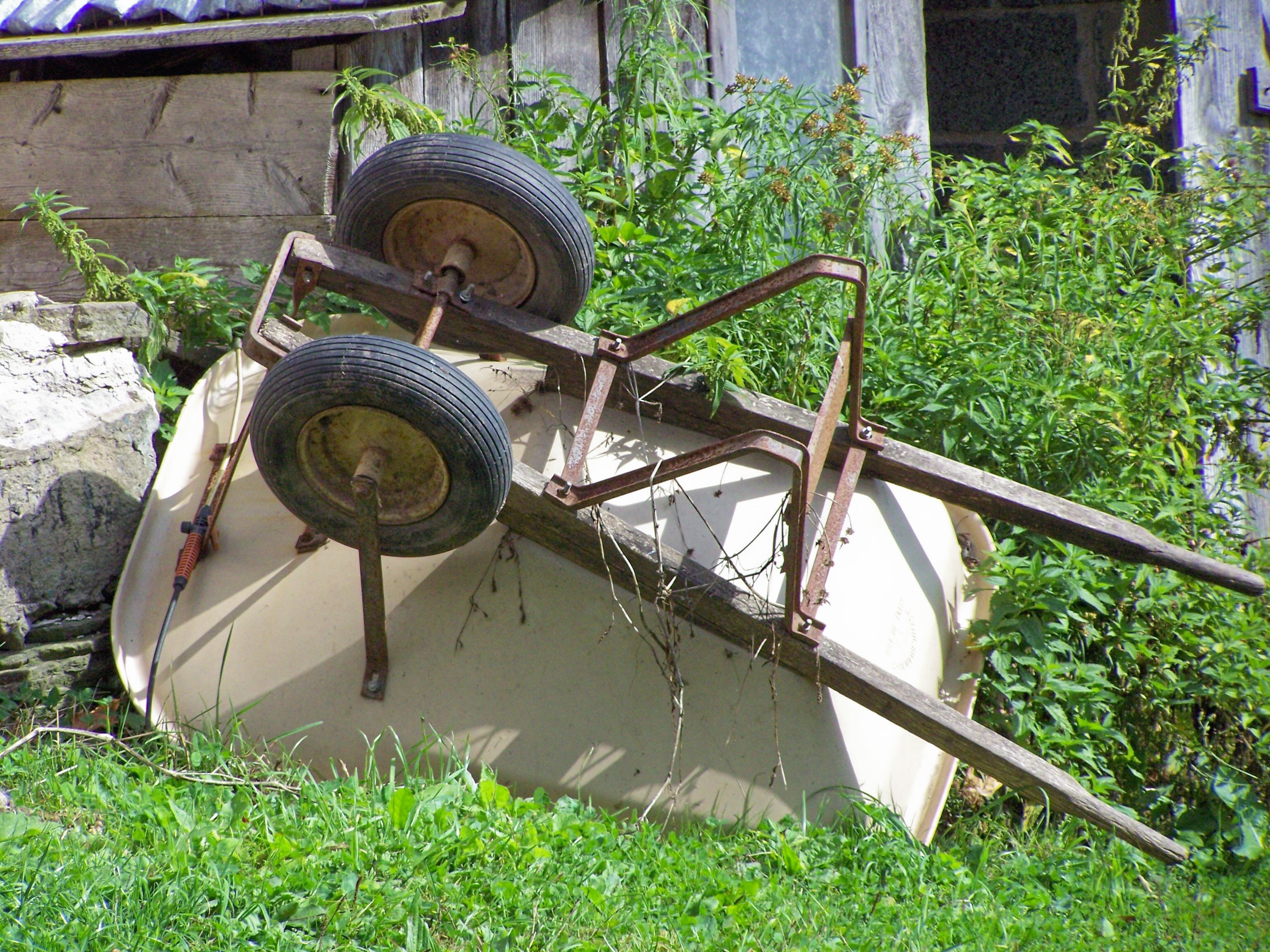 alixdidrich-wheelbarrow.jpg